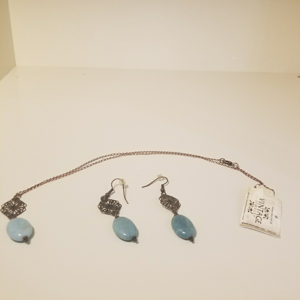 BNWT  Turquoise vintage jewelry set